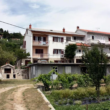 Apartments With A Parking Space Kampor, Rab - 4984 *