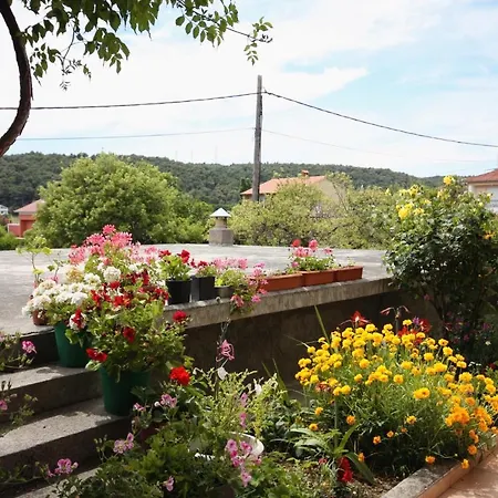 Apartments With A Parking Space Kampor, Rab - 4984