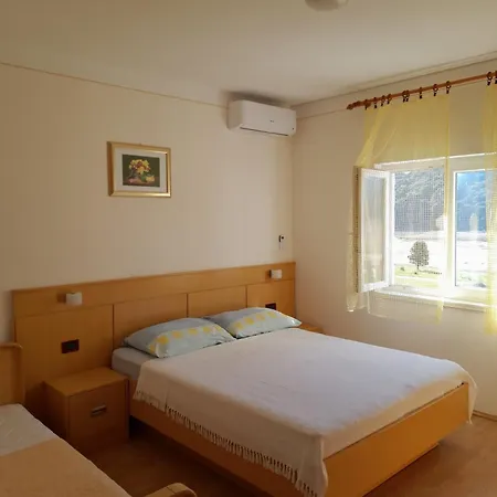 Apartment Apartments With A Parking Space Kampor, Rab - 4984 Kampor