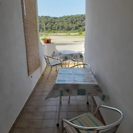 Apartments With Parking Space Kampor, Rab - 4984