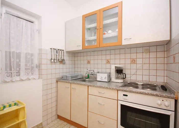 Apartman Apartments With Parking Space Kampor, Rab - 4984
