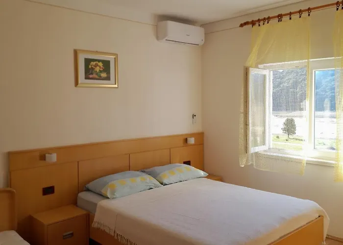 Apartman Apartments With Parking Space Kampor, Rab - 4984 Kampor