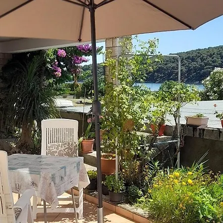 Appartement With Parking Space Kampor, Rab - 4984