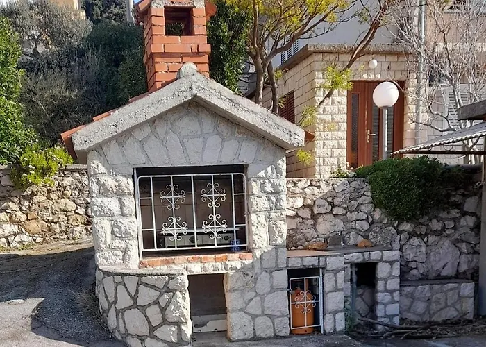 Lejlighed With Parking Space Kampor, Rab - 4984